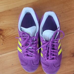 Adidas Gazelle Size 6